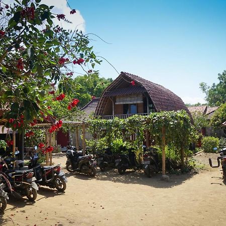 Ferienwohnung Harry'S Ocean House Pacitan Exterior foto