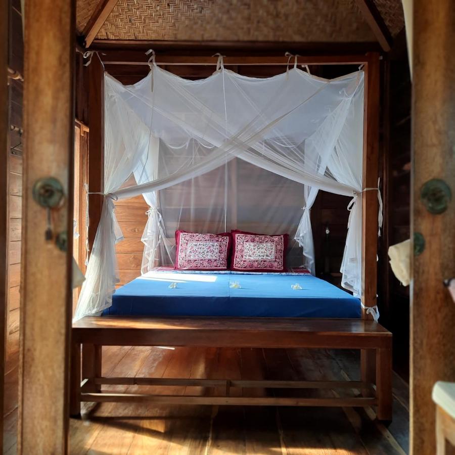 Ferienwohnung Harry'S Ocean House Pacitan Exterior foto