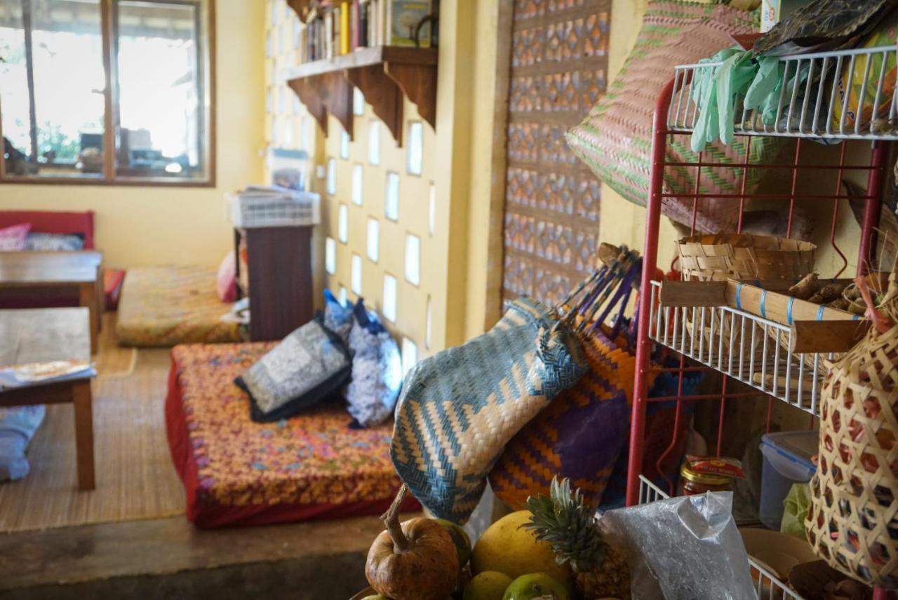 Ferienwohnung Harry'S Ocean House Pacitan Exterior foto
