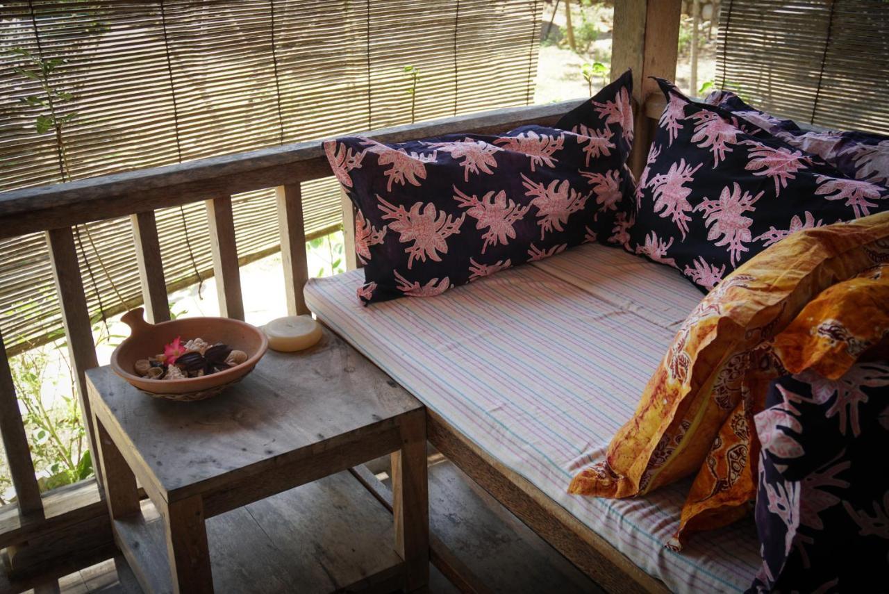 Ferienwohnung Harry'S Ocean House Pacitan Exterior foto