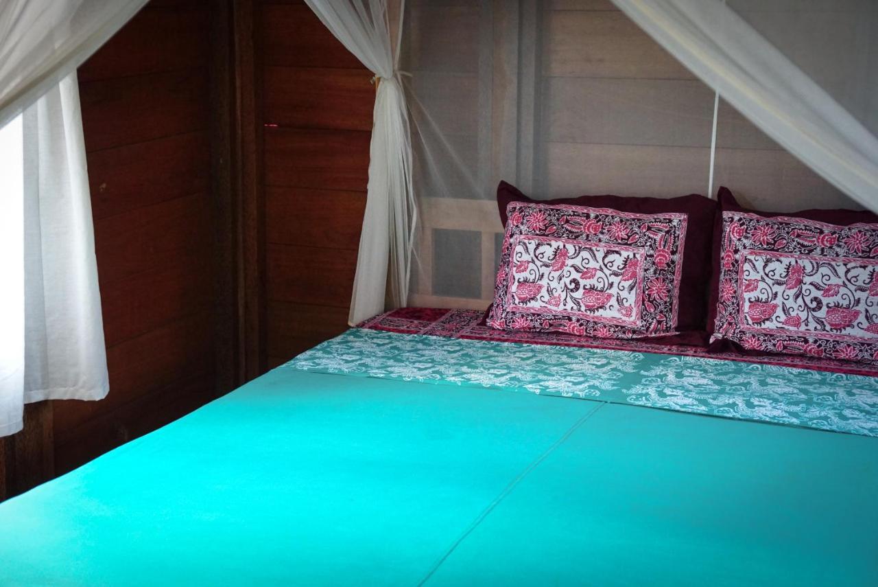 Ferienwohnung Harry'S Ocean House Pacitan Exterior foto