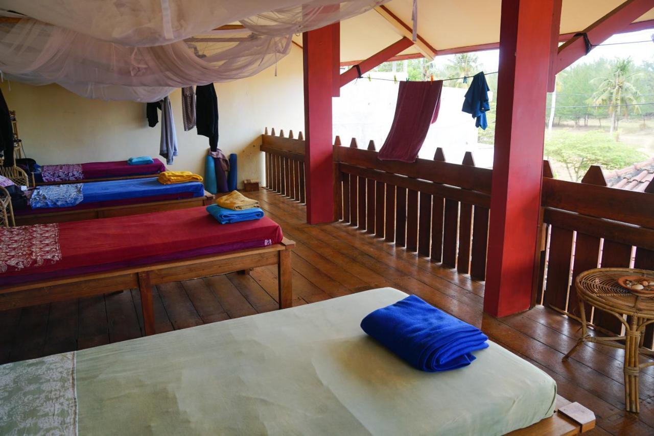 Ferienwohnung Harry'S Ocean House Pacitan Exterior foto
