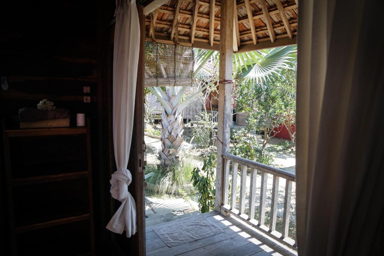 Ferienwohnung Harry'S Ocean House Pacitan Exterior foto